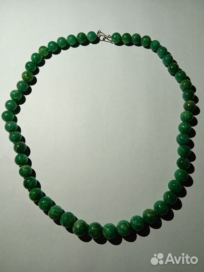 Бусы из малахита (СССР)