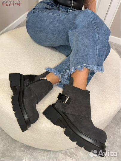 Ботинки MIU MIU