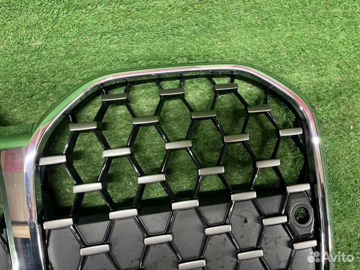 Решетка радиатора BMW 4-Series/M4