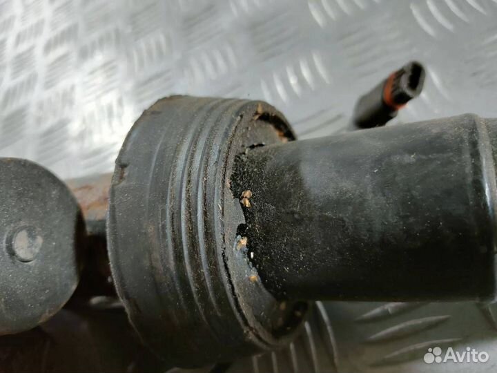 Амортизатор передний Mercedes-Benz E-Класс