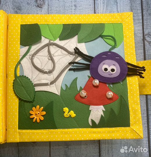 Развивающая книжка из фетра «Насекомые»