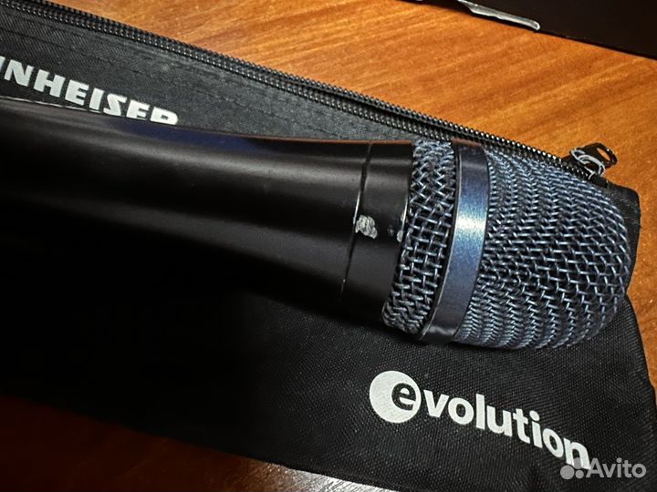 Микрофон Sennheiser E945