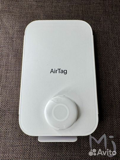 Метка Apple AirTag новая, (оригинал)