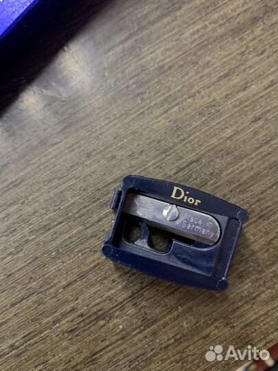 Точилка для карандашей dior contour