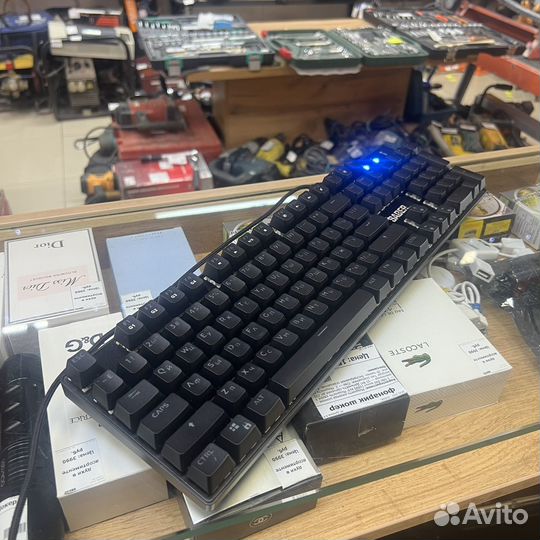 Игровая клавиатура dexp saber