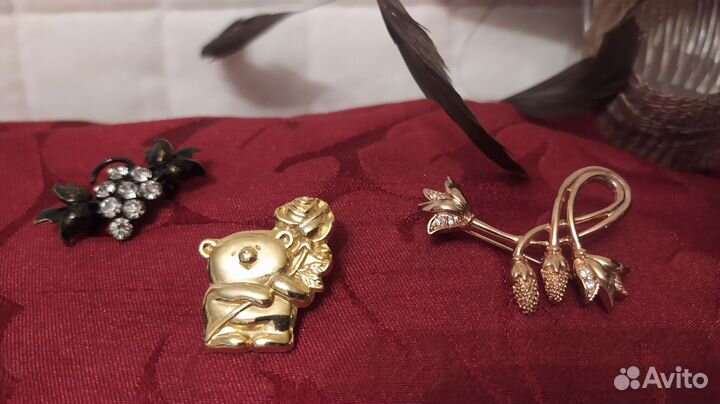 Броши времён СССР