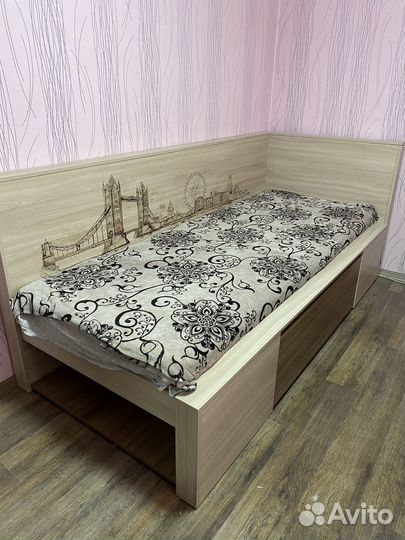 Комплект подростковой мебели