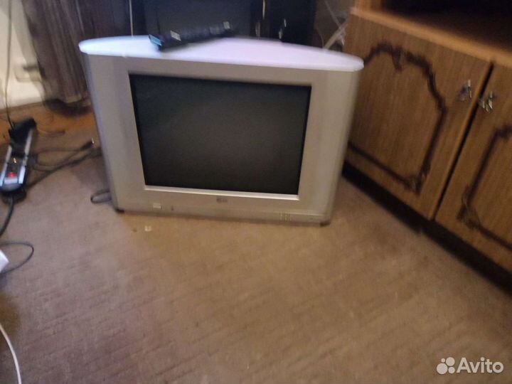 Телевизор