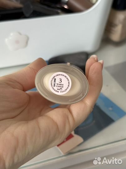 Тональный крем Charlotte Tilbury AirBrush