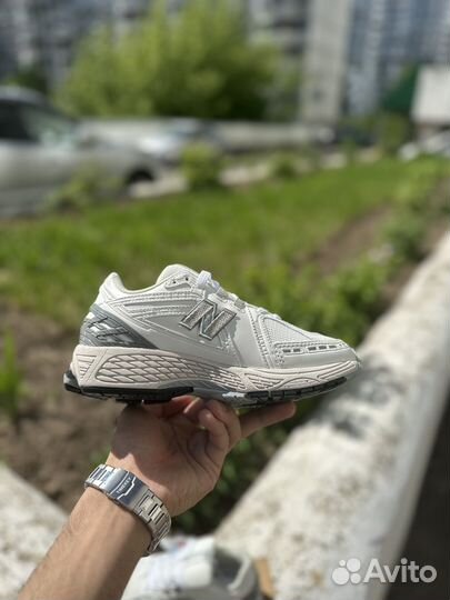 Кроссовки женские new balance 1906r