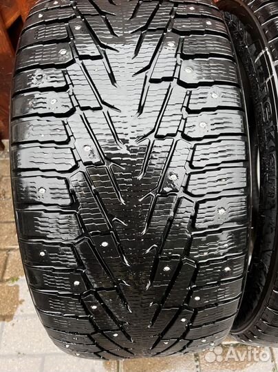 Nokian Tyres Hakkapeliitta 7 SUV 295/40 R21