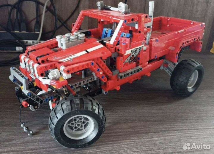Развивающий автомобиль/Lego technics