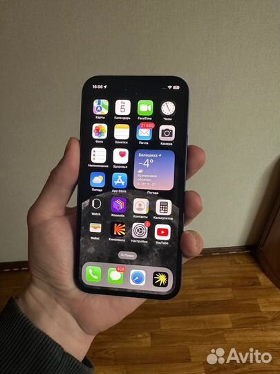 iPhone 12, 64 ГБ