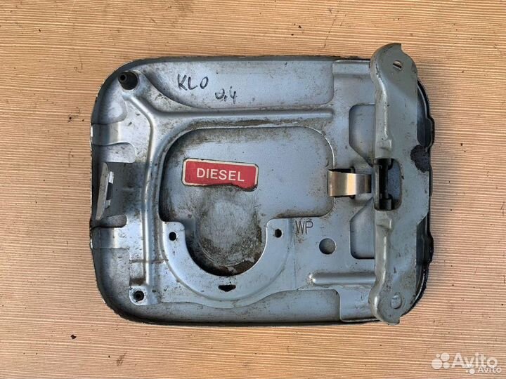 Лючок топливного бака Nissan Primera P11 рест. P11