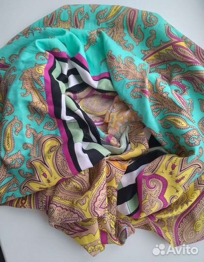 Палантин весенний шелк