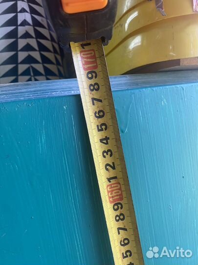 Металлический шкаф