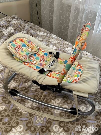 Шезлонг детский