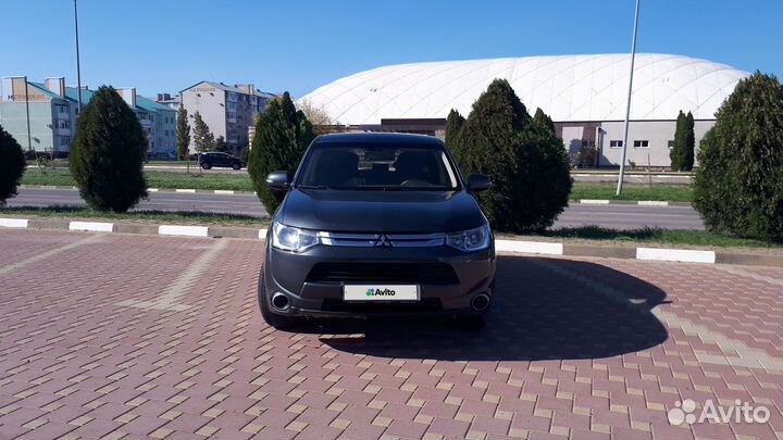 Mitsubishi Outlander 2.0 CVT, 2014, 180 000 км