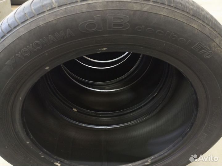 Yokohama dB Decibel E70 215/55 R17 93V