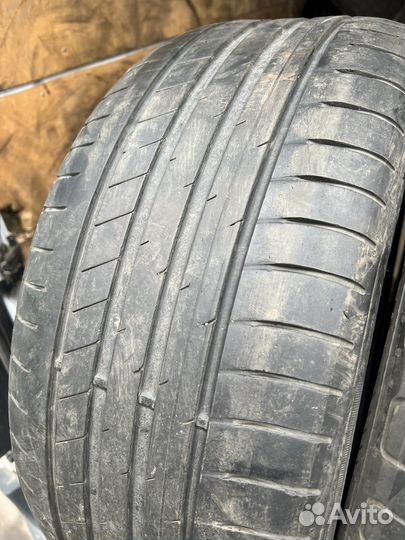 Goodyear EfficientGrip Performance 225/45 R18