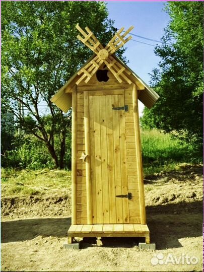 Дачный туалет с декором AHE