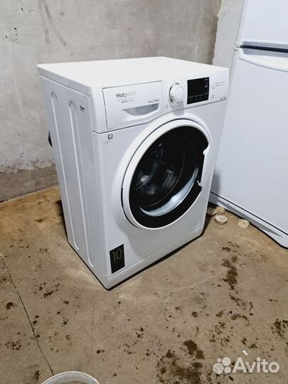 Стиральная машинка Hotpoint ariston ariston