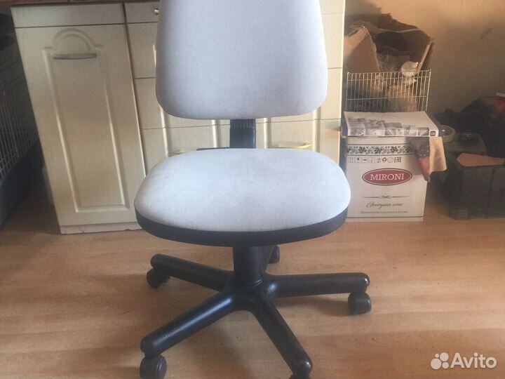 Компьютерное кресло