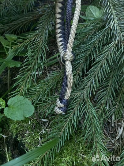 Браслет из паракорда