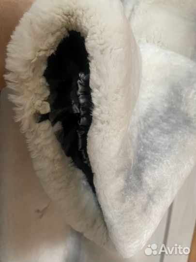 Шуба мутоновая с капюшоном