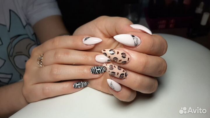 Маникюр с покрытием гель-лаком