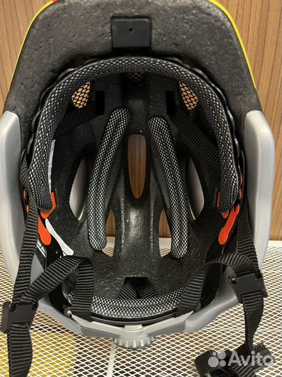 Шлем защитный Puky Red