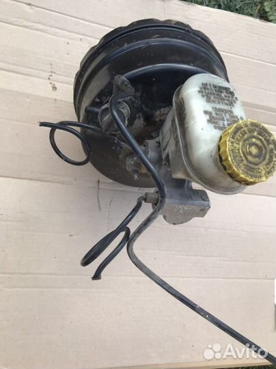 Ваккумный усилитель Chrysler Neon