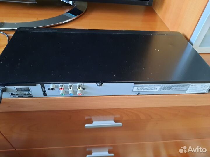DVD Плеер LG DV490