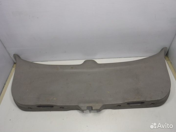 Обшивка двери багажника Mazda Tribute