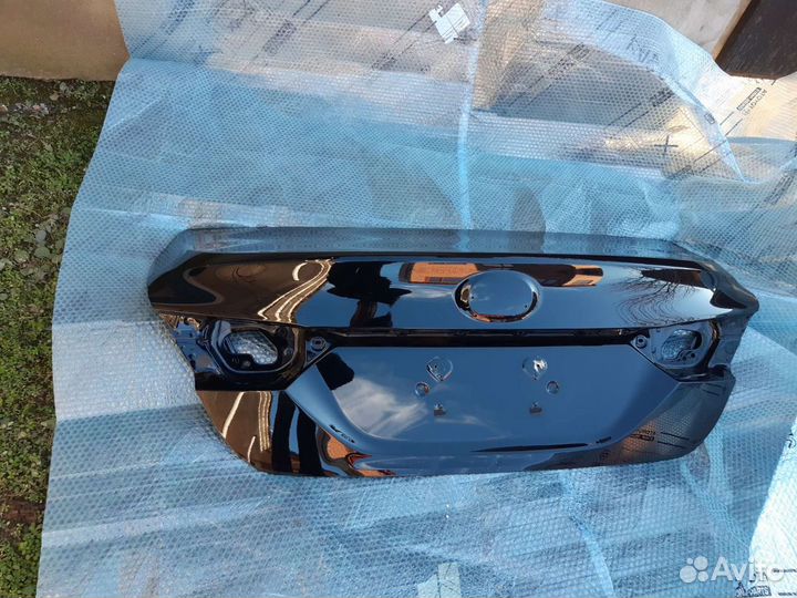 Крышка багажника тойота камри 70 75