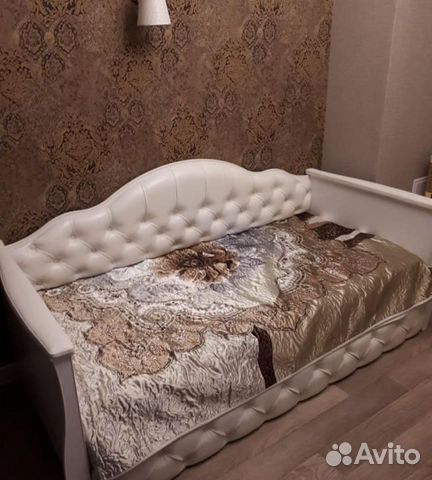 Хорошая кроватка с каретной стяжкой