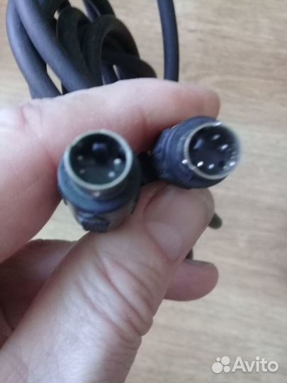 Кабель S-video папа-папа 2м. и на тюльпан