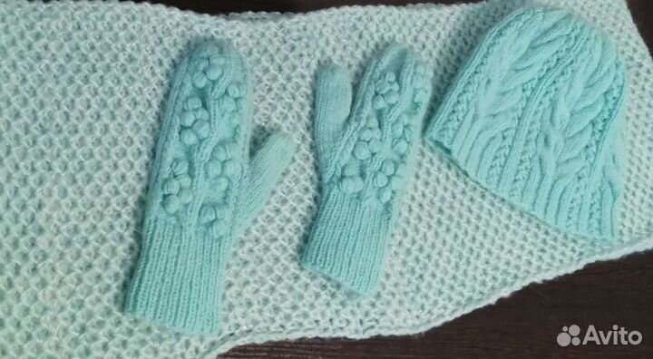 Зимний комплект шапка, варежки и шарф-снуд