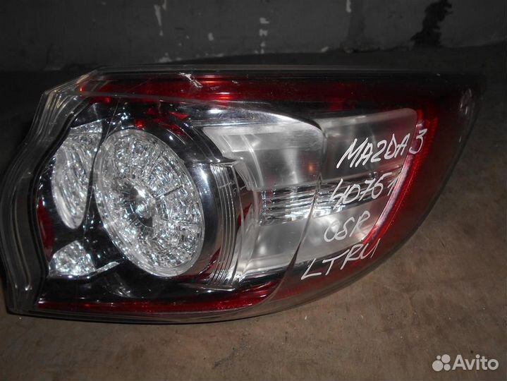 Фонарь задний наружный правый от Mazda Mazda 3 (B