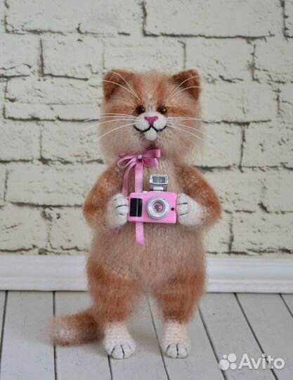 Вязаные котики ручной работы