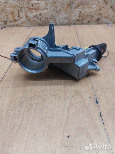 Замок зажигания Opel Zafira B Z18XER 2009