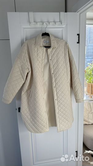 Куртка женская Reserved S стеганая белая