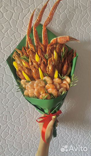 Подарок из раков, краба, клешней стригуна