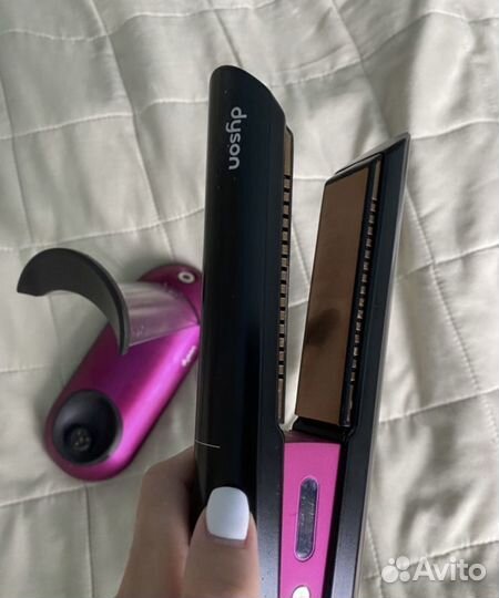 Выпрямитель для волос dyson