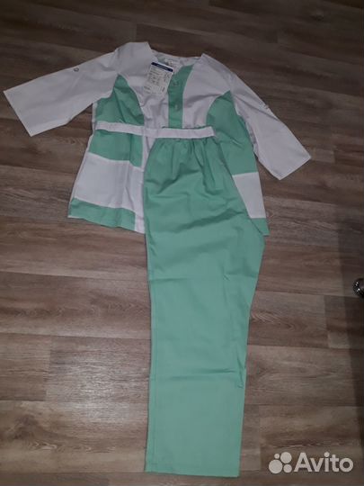 Медицинский костюм Новый