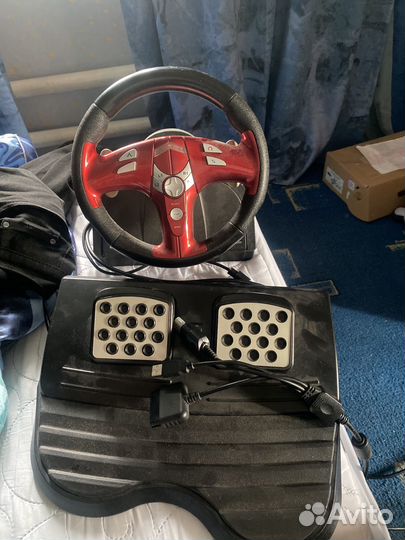 Игровой руль Genius