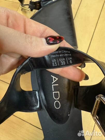 Босоножки женские 39 размер aldo