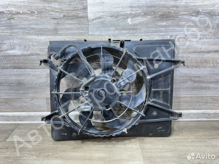 Диффузор радиатора двигателя Kia Ceed 1 2006-2012