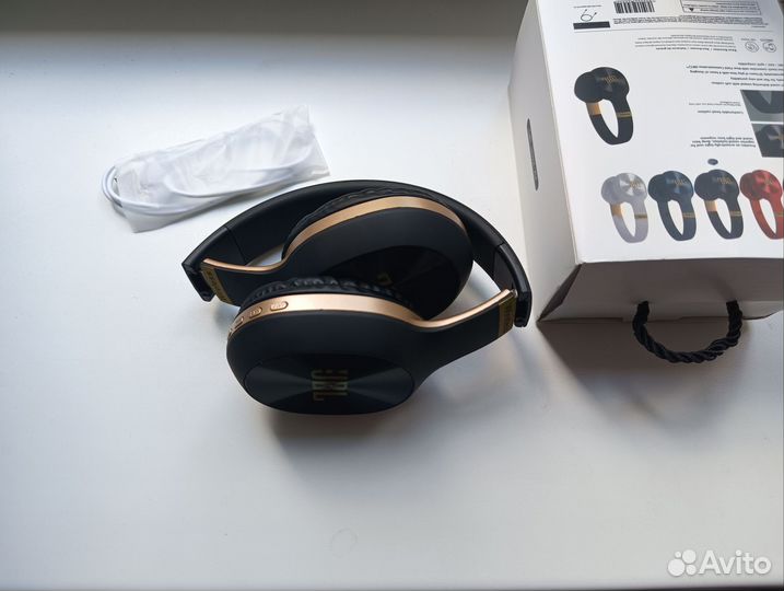 Bluetooth наушники JBL 951bt