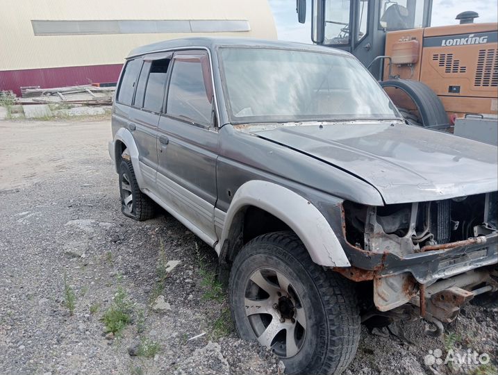 Кузовное железо mitsubishi Паджеро 1996 года